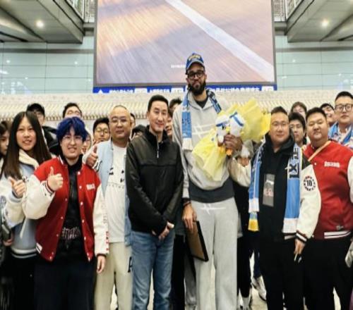 湖人未決定,是否先發,八村塁作替,爱游戏app,爱游戏官网,爱游戏体育官网,爱游戏体育app