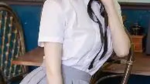 保罗回忆2015年遭库里运球晃倒：确有踩脚瞬间